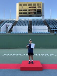 小学生男子コンソレ (1)
